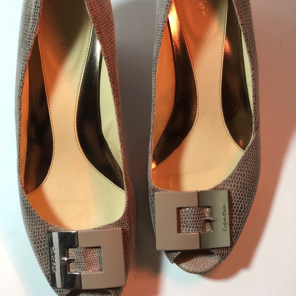 Calvin Klein oprn toe shoes
